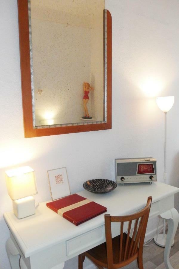 La Maison De Thais Arlés Exterior foto
